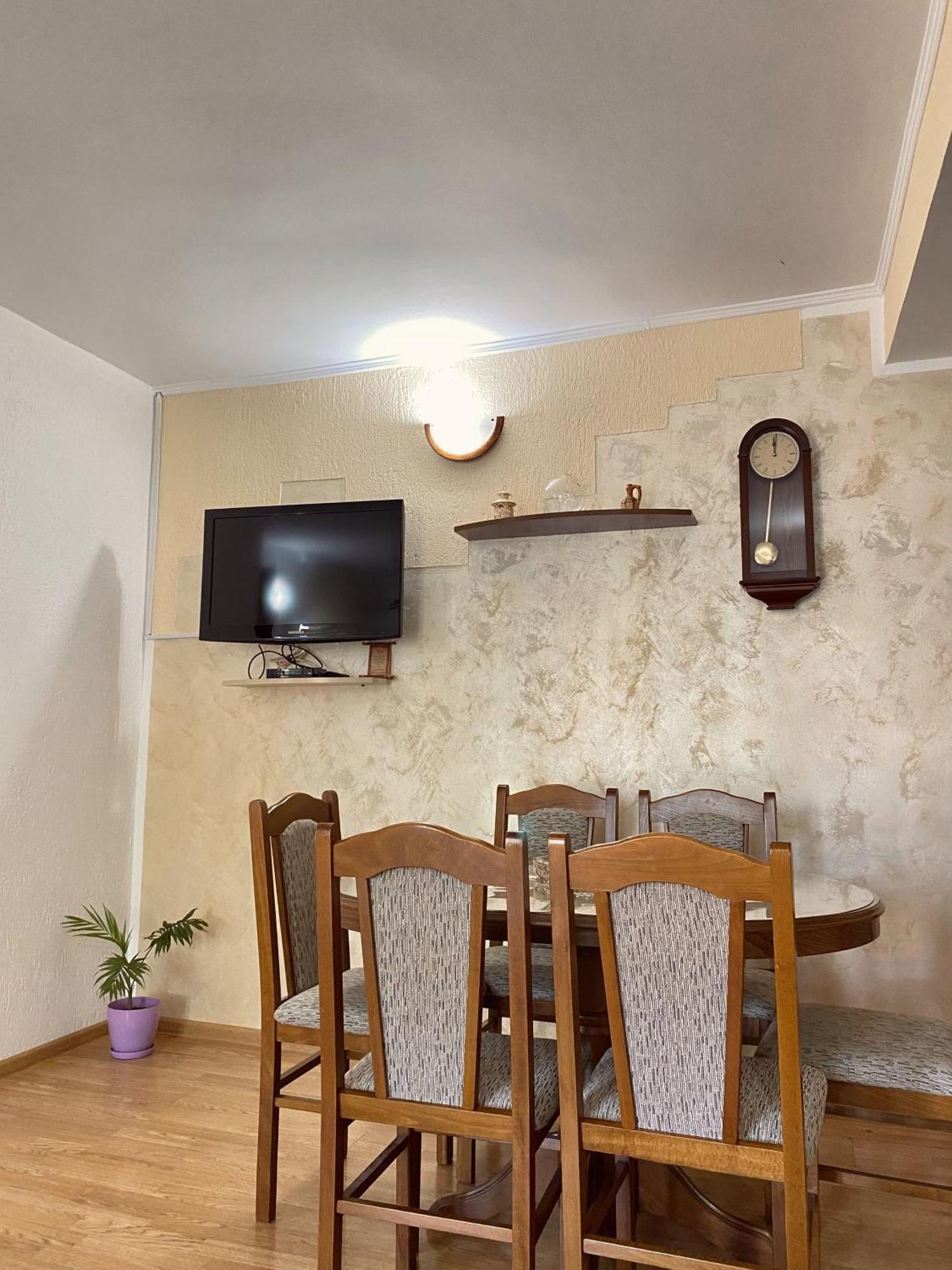 Apartman Konatar Cetinje Eksteriør billede