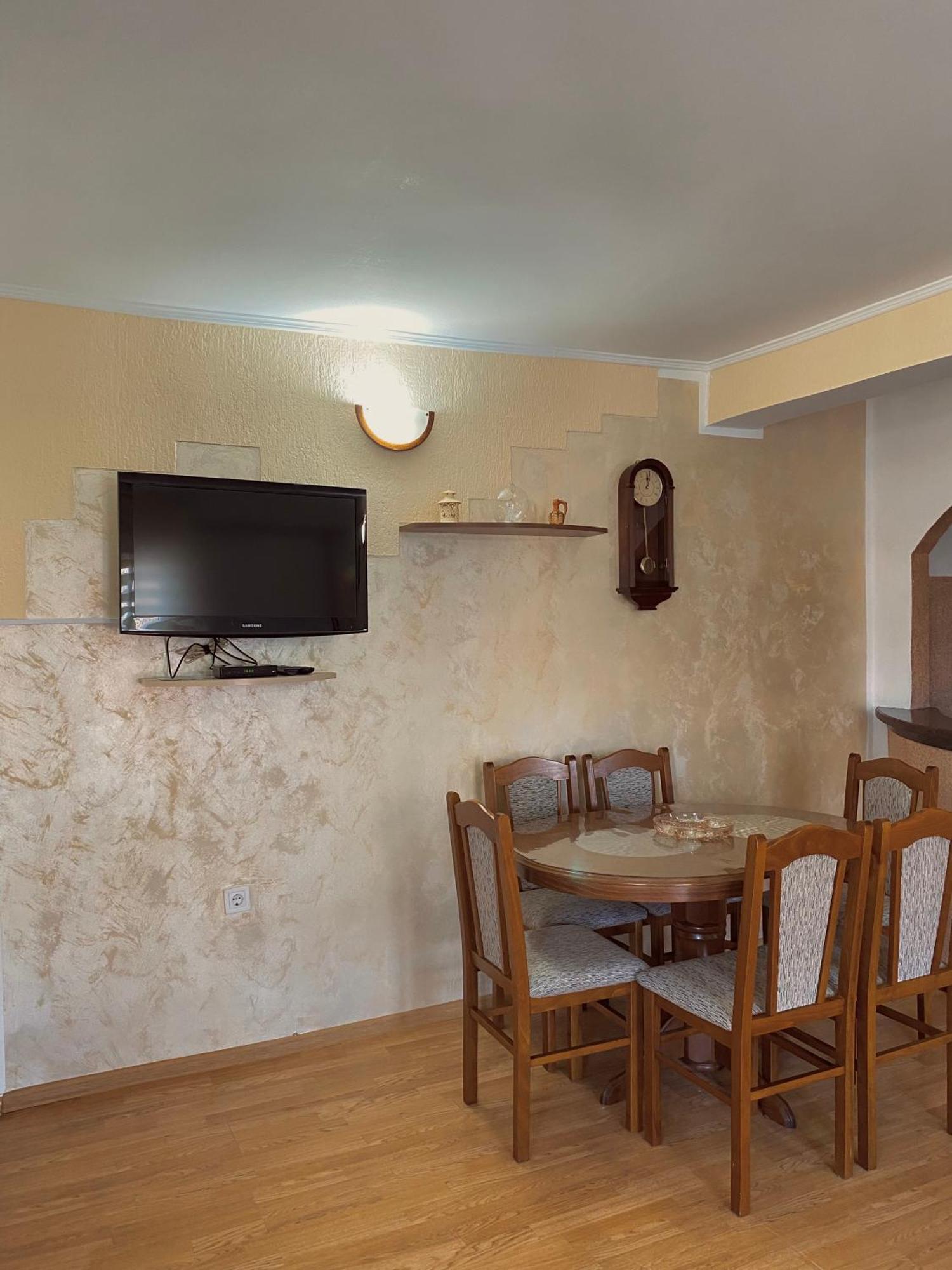 Apartman Konatar Cetinje Værelse billede